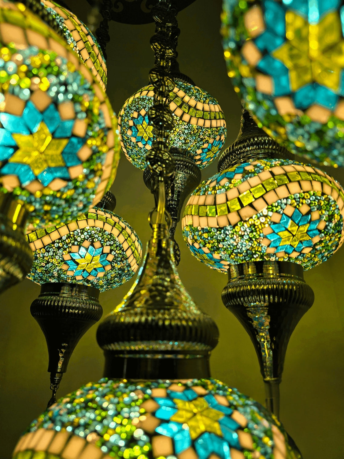 Turkish Mosaic Chandelier – Handmade Green Glass Boho Ceiling Lamp